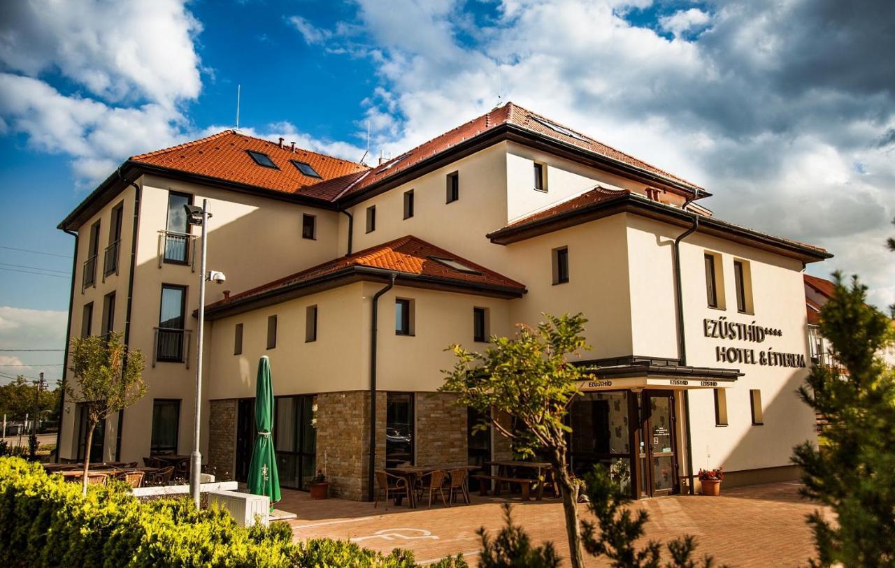 Ezuesthid Hotel Veszprém Εξωτερικό φωτογραφία